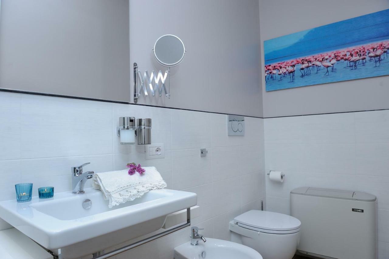 Atticobianco B&B カリアリ エクステリア 写真